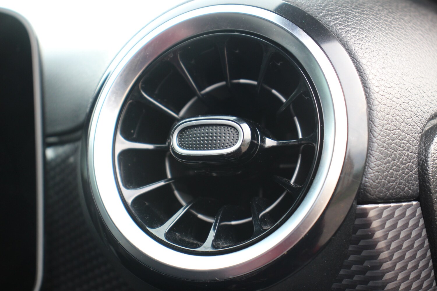 Used Mercedes-Benz A-Class 2018 for sale - 75996660: Photo 47