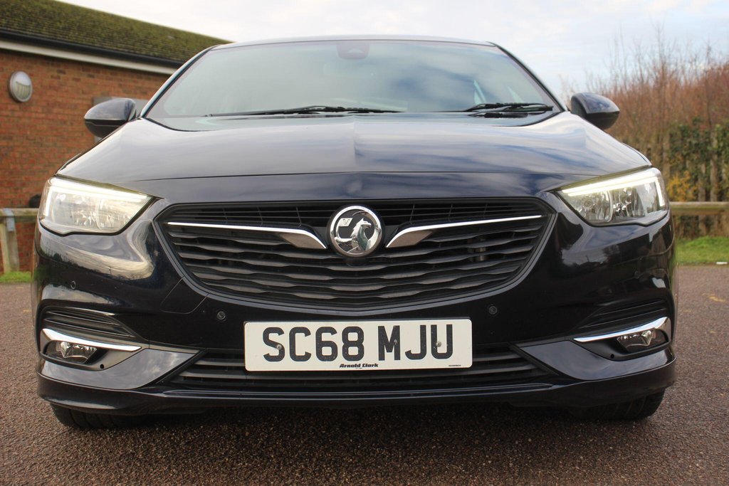 Used Vauxhall Insignia 2019 for sale - 78161960: Photo 3