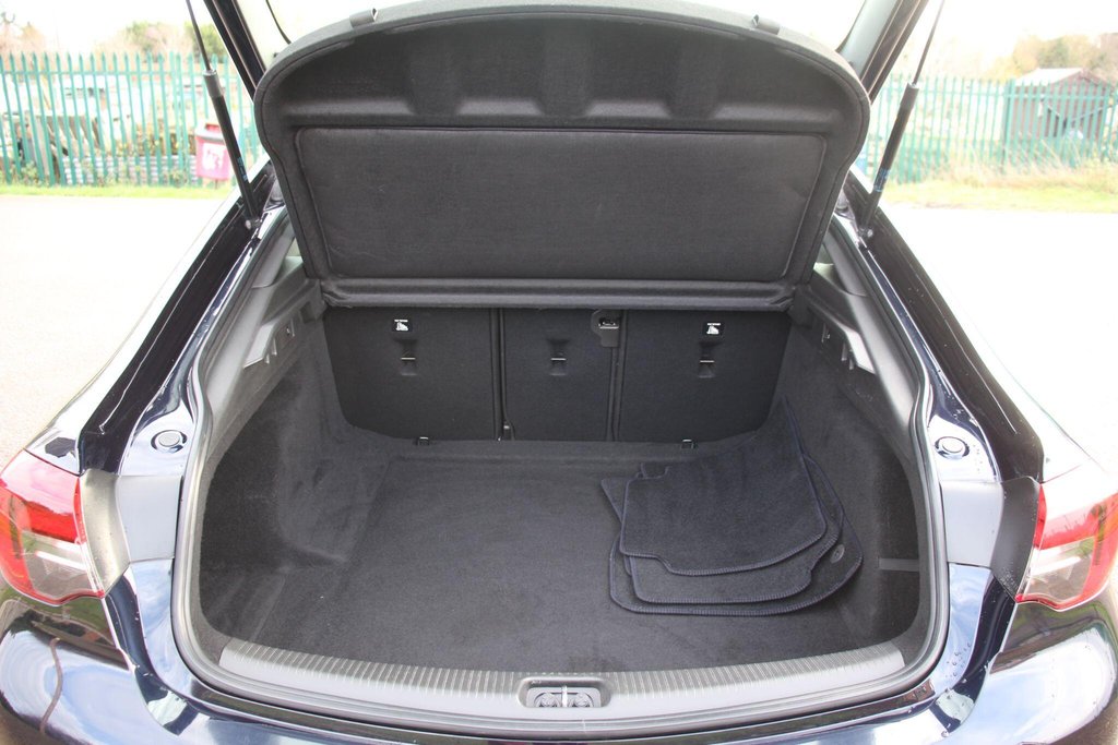 Used Vauxhall Insignia 2019 for sale - 78161960: Photo 34