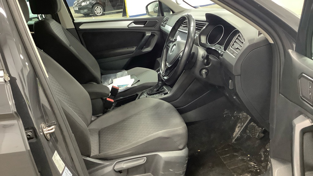 Used Volkswagen Tiguan 2017 for sale - 77803497: Photo 10