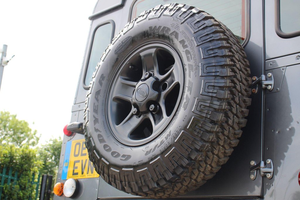 Used Land Rover Defender 2015 for sale - 78161983: Photo 25