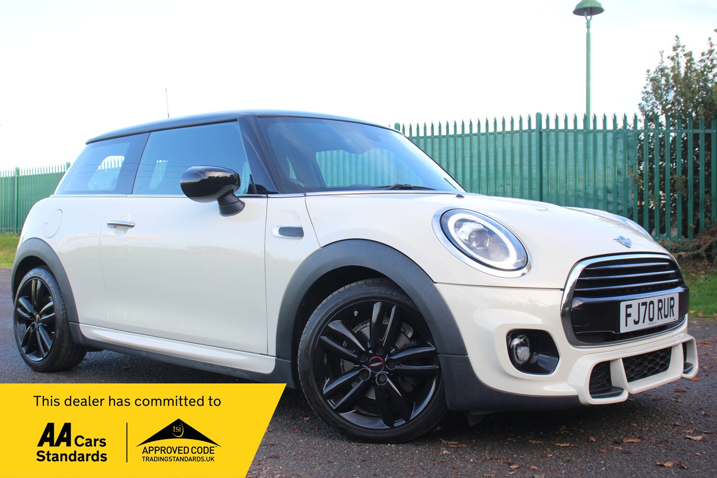 Used MINI Hatch 2020 for sale - 76565974: Photo 1
