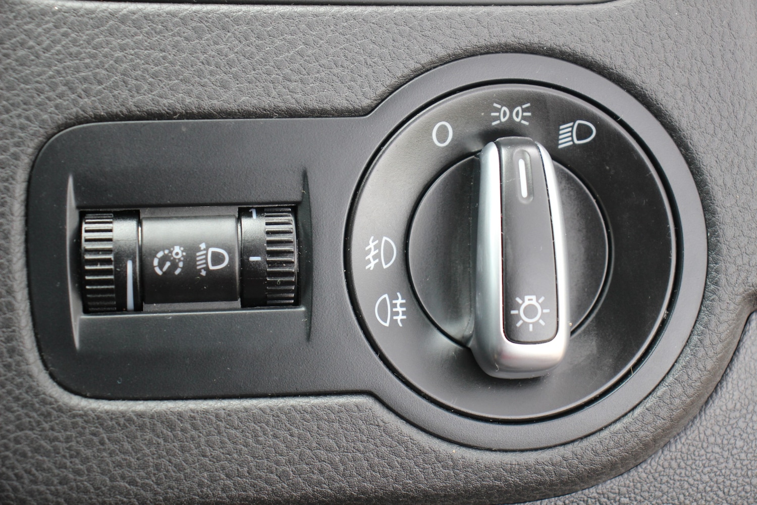 Used Volkswagen Polo 2014 for sale - 75848149: Photo 43
