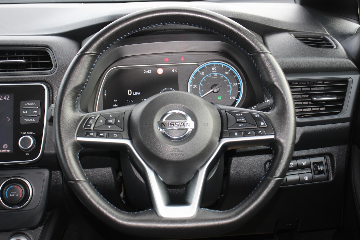 Used Nissan Leaf 2021 for sale - 77285888: Photo 35