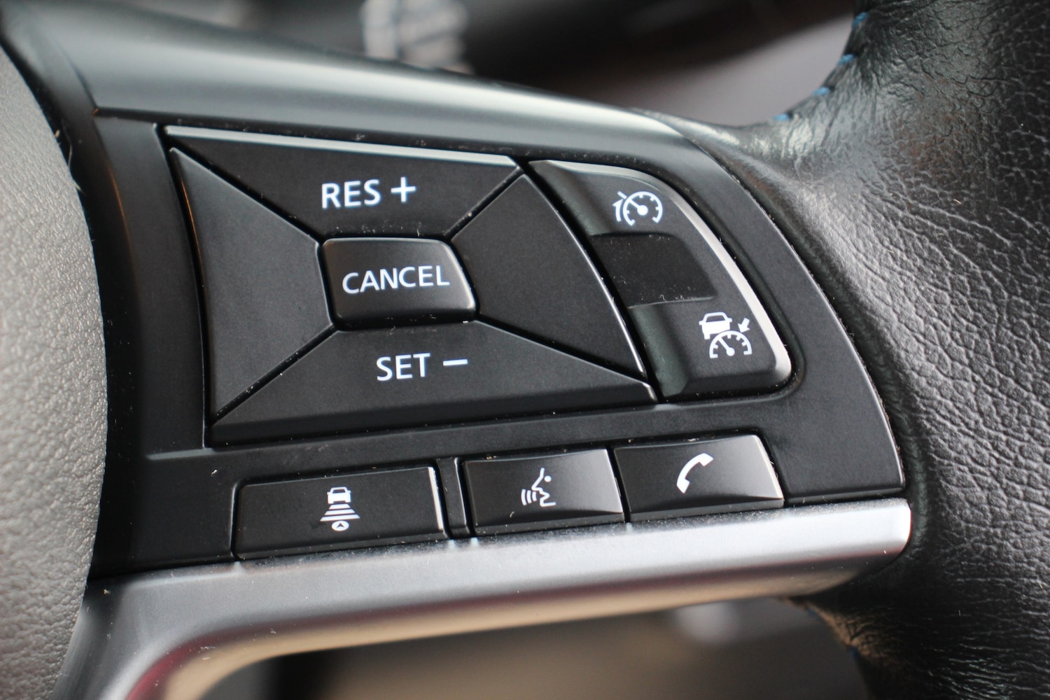 Used Nissan Leaf 2021 for sale - 77285888: Photo 38