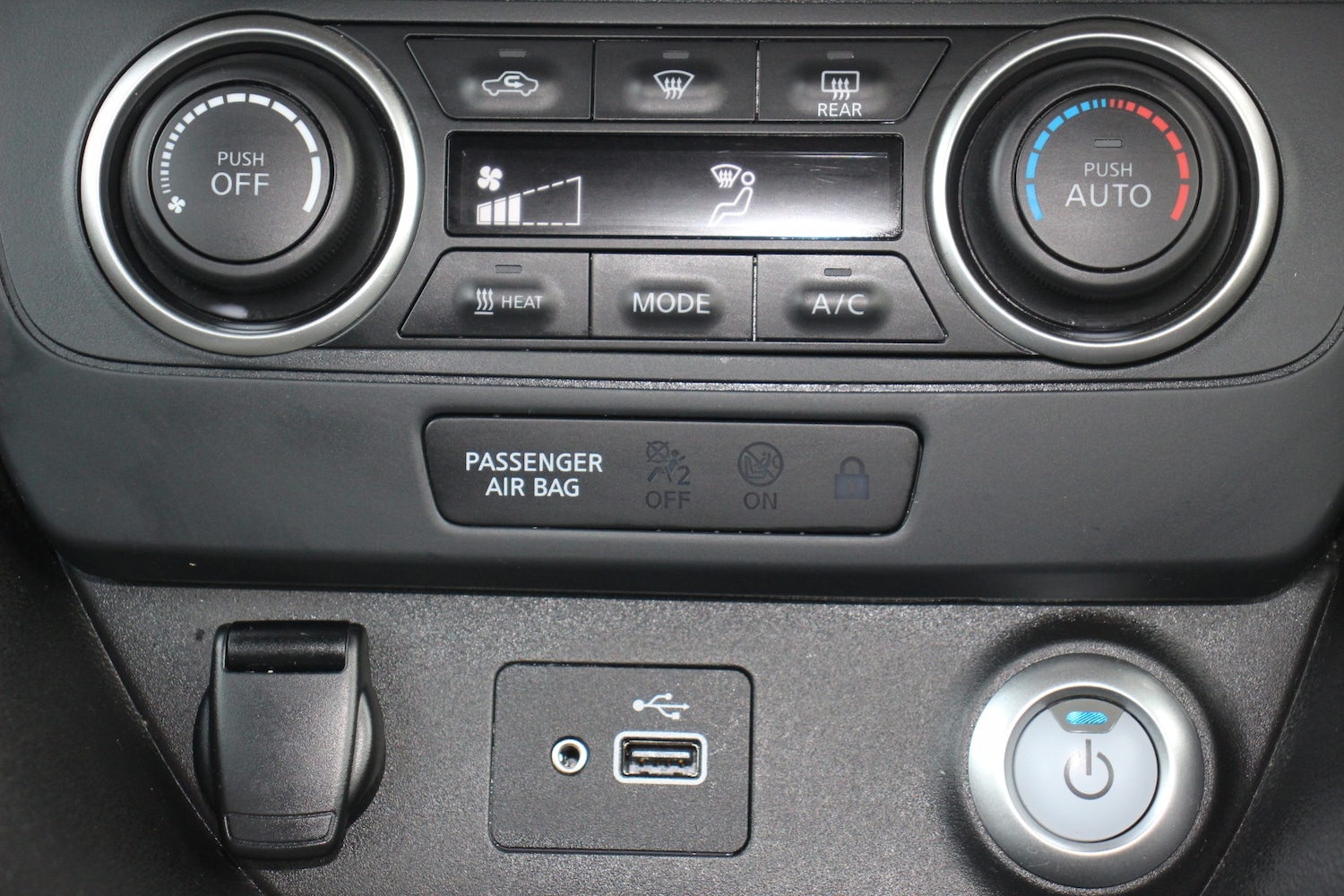 Used Nissan Leaf 2021 for sale - 77285888: Photo 44