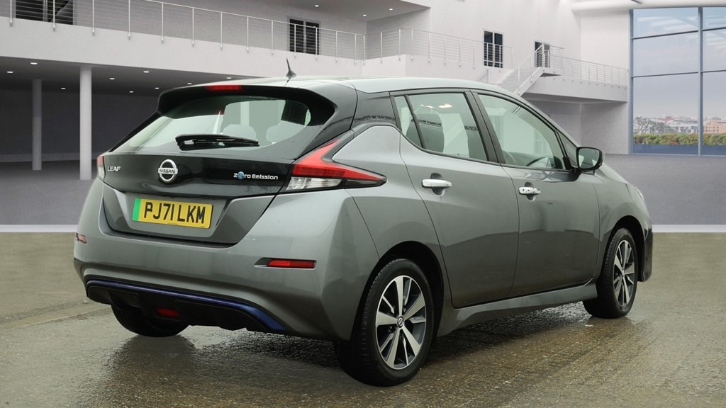Used Nissan Leaf 2021 for sale - 77285888: Photo 9