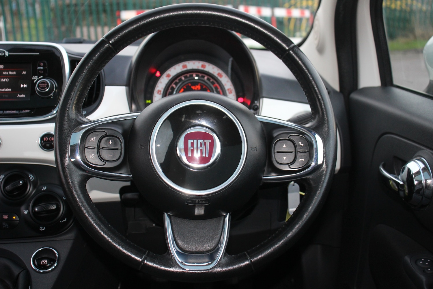Used Fiat 500 2016 for sale - 77170387: Photo 36