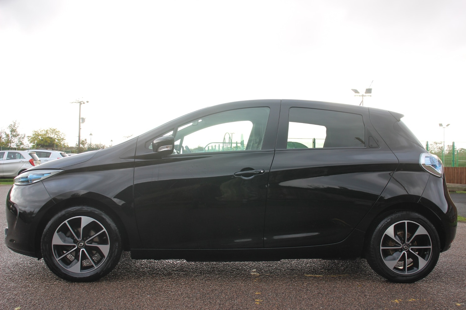 Used Renault Zoe 2019 for sale - 76265380: Photo 11