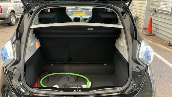 Used Renault Zoe 2019 for sale - 76265380: Photo 11