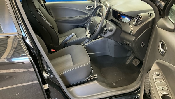 Used Renault Zoe 2019 for sale - 76265380: Photo 13