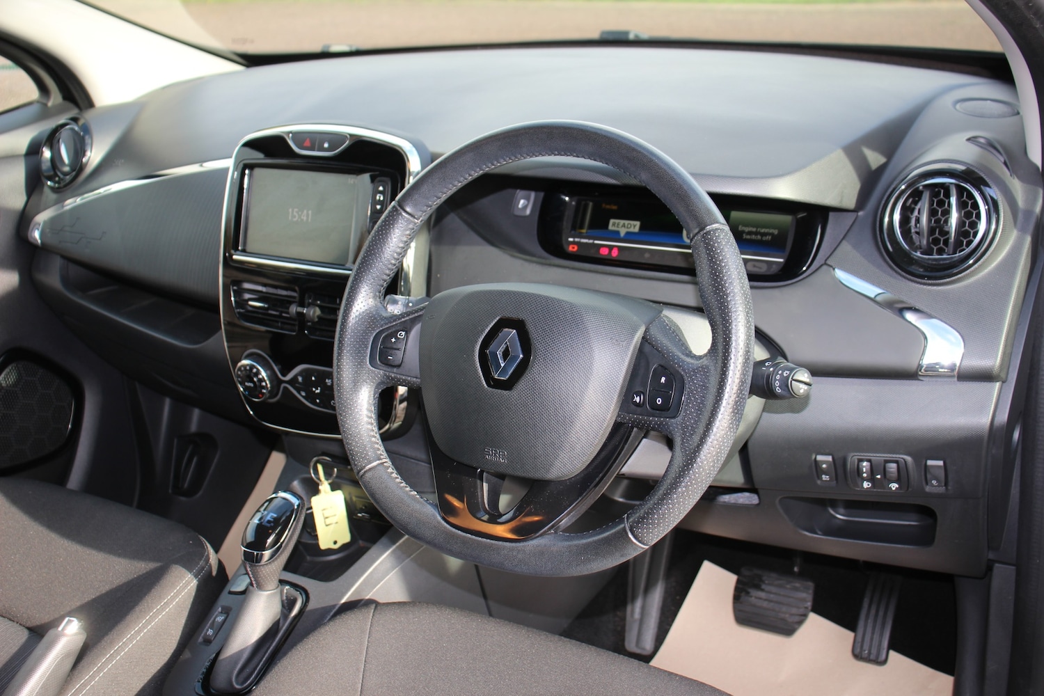 Used Renault Zoe 2019 for sale - 76265380: Photo 22