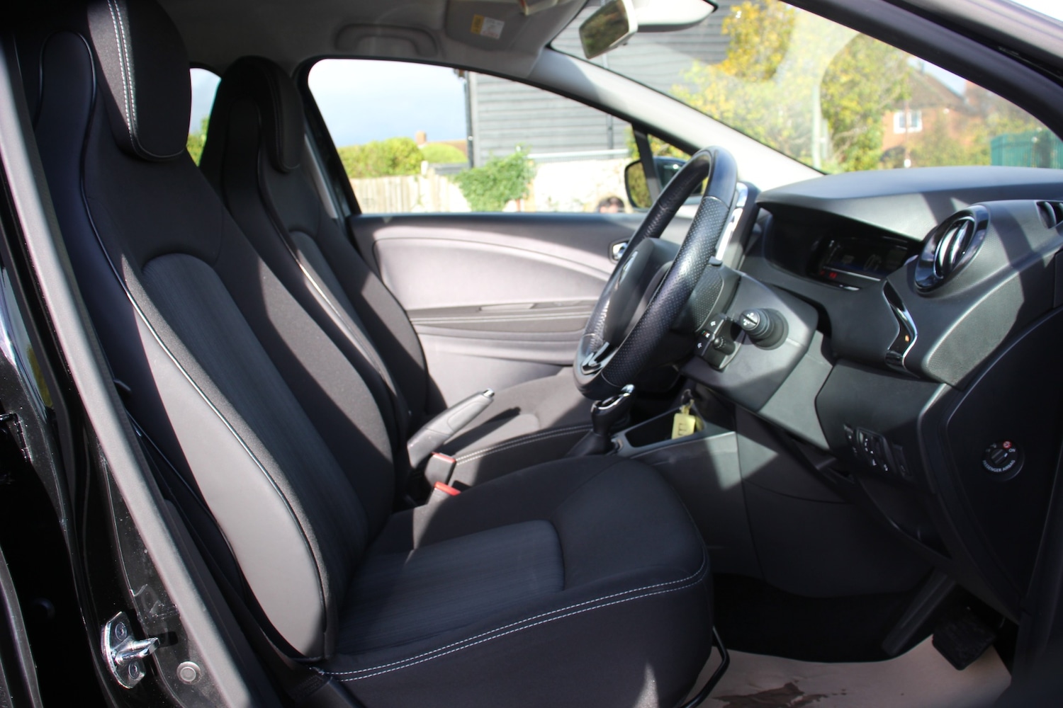 Used Renault Zoe 2019 for sale - 76265380: Photo 23