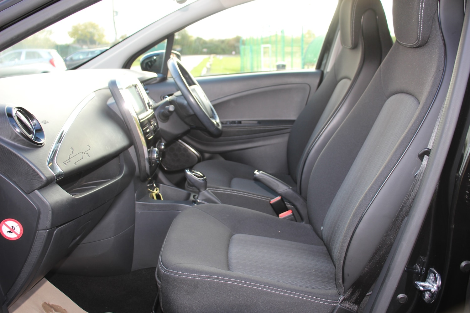 Used Renault Zoe 2019 for sale - 76265380: Photo 26