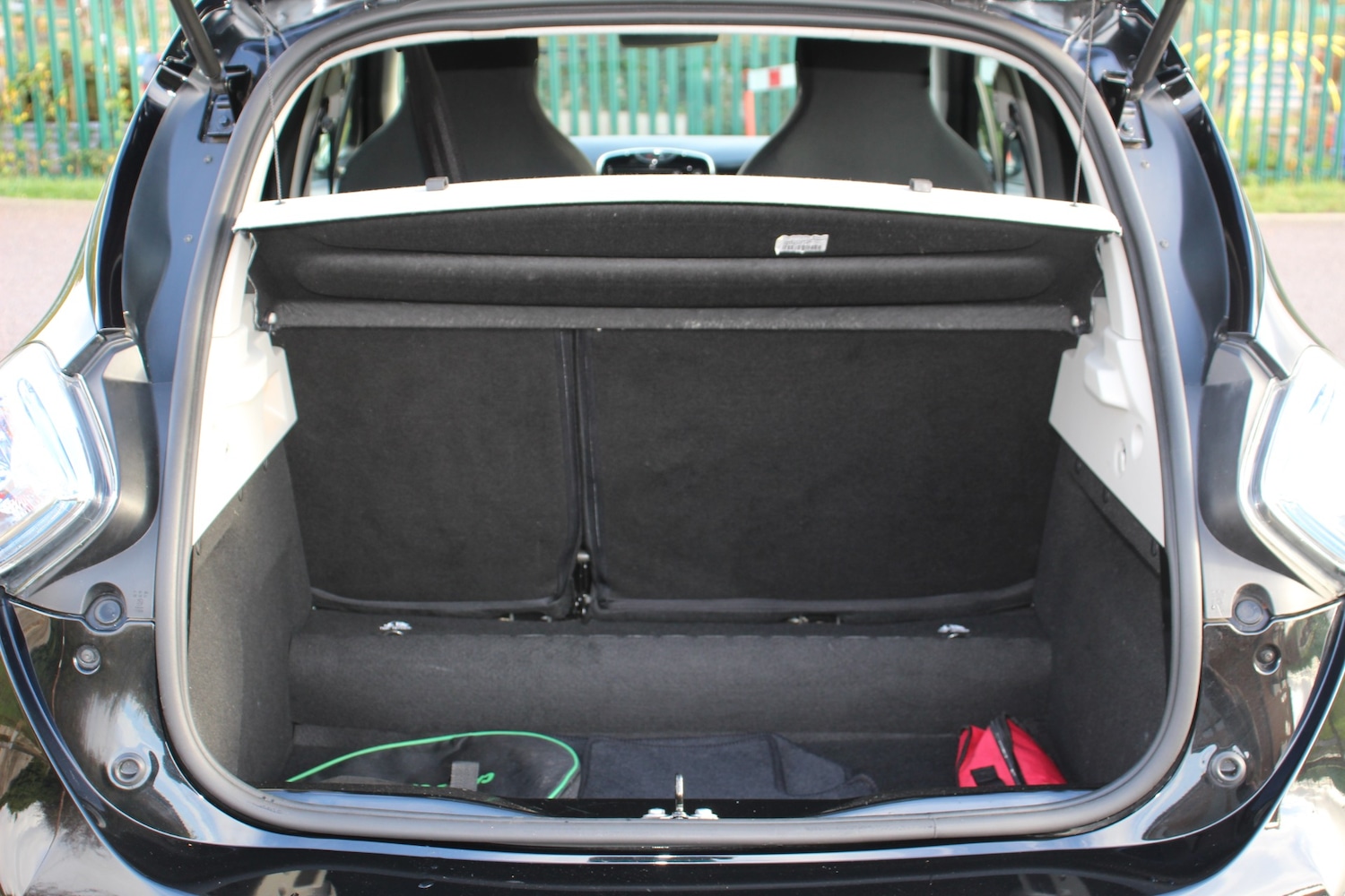 Used Renault Zoe 2019 for sale - 76265380: Photo 30