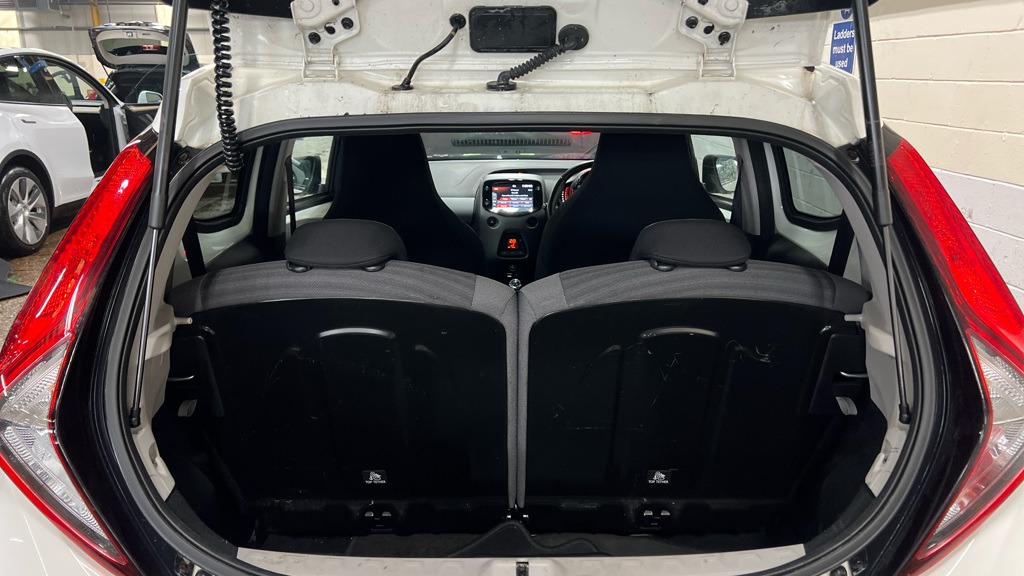 Used Toyota AYGO 2019 for sale - 77846105: Photo 13