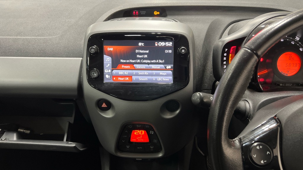 Used Toyota AYGO 2019 for sale - 77846105: Photo 15
