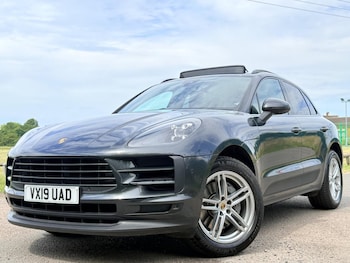 Used Porsche Macan 2019 for sale - 79032428: Photo