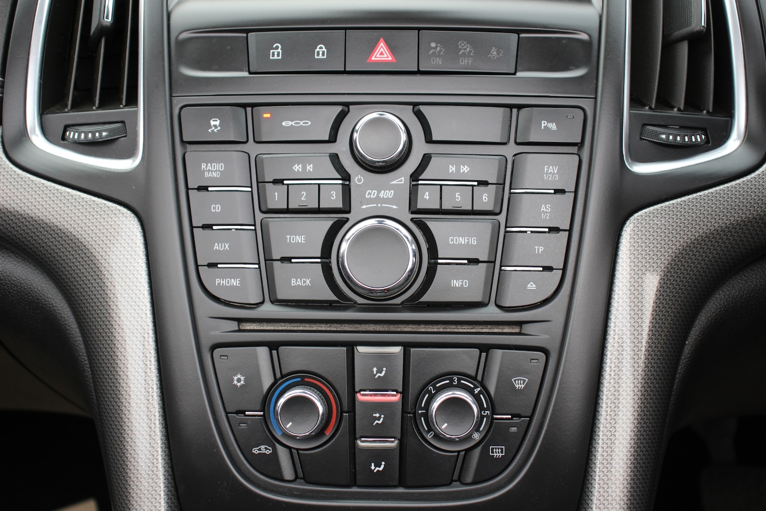 Used Vauxhall Cascada 2013 for sale - 76115265: Photo 42