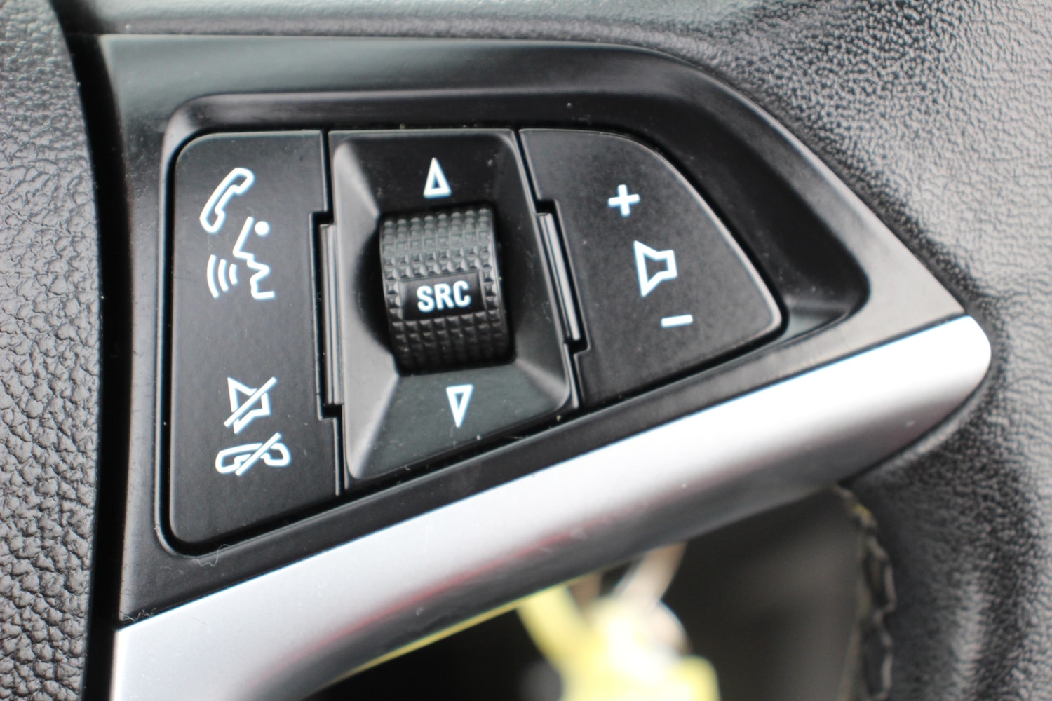 Used Vauxhall Cascada 2013 for sale - 76115265: Photo 48