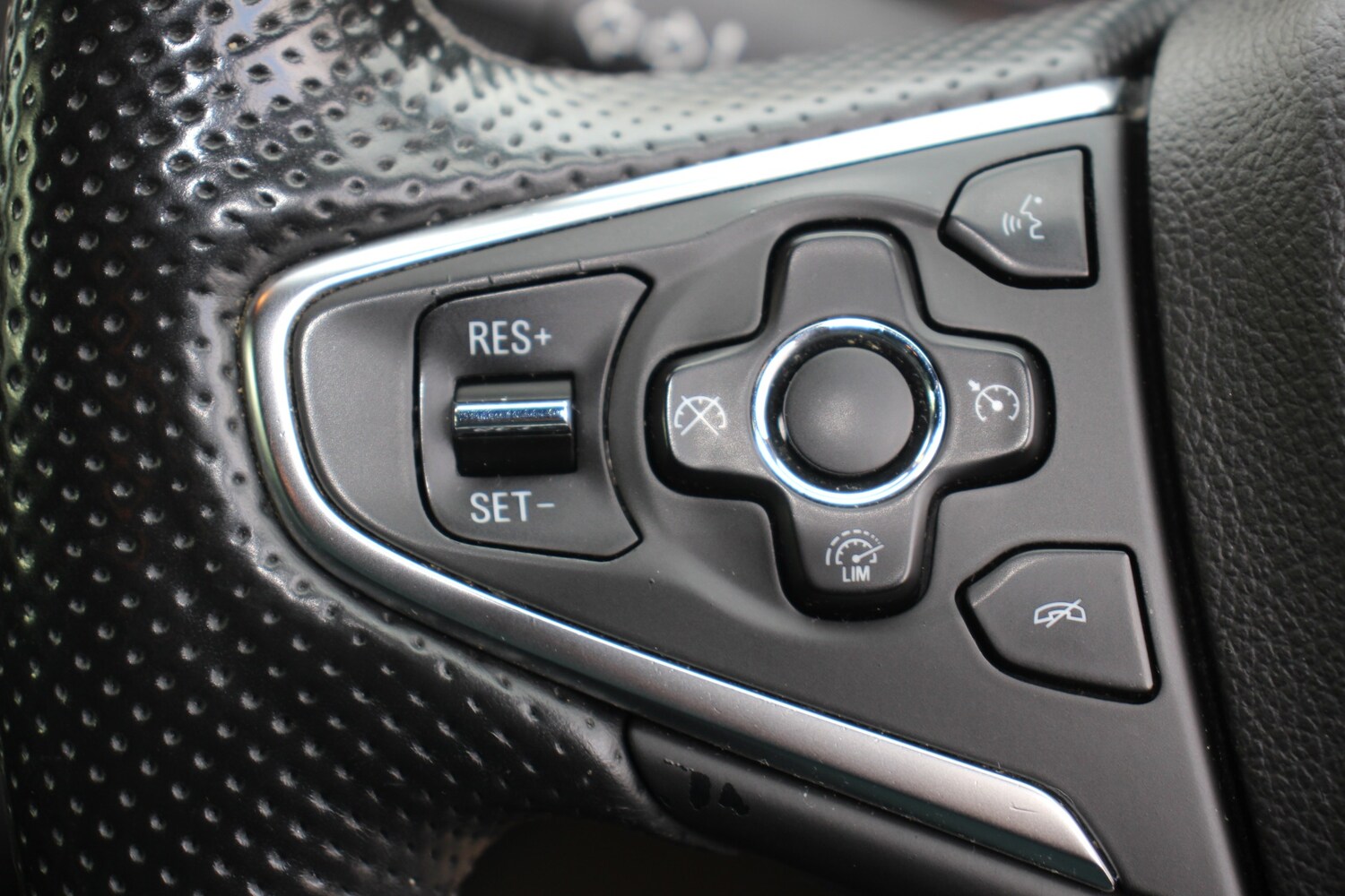 Used Vauxhall Insignia 2016 for sale - 76374518: Photo 37