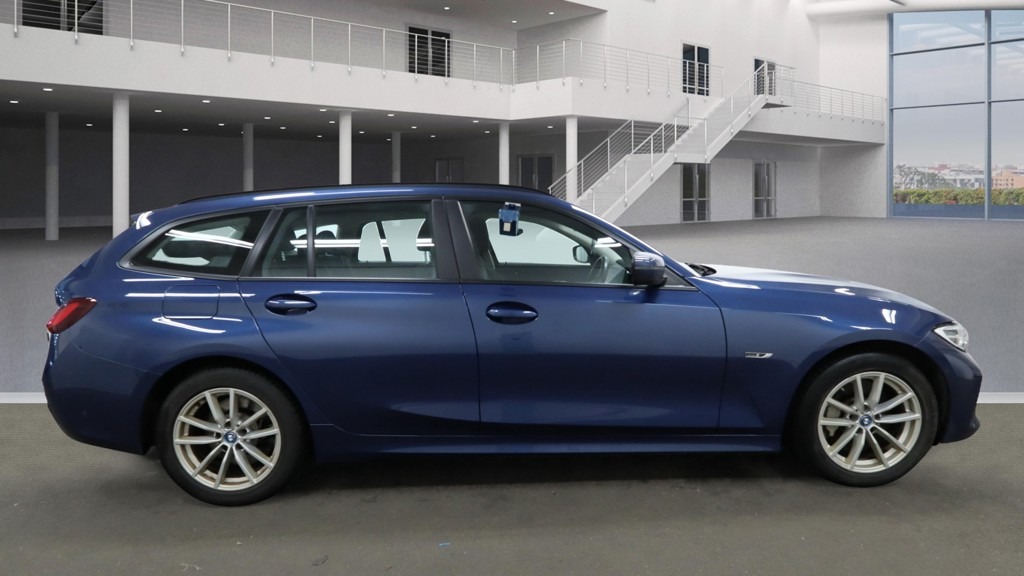 Used BMW 3 Series 2021 for sale - 76735128: Photo 8