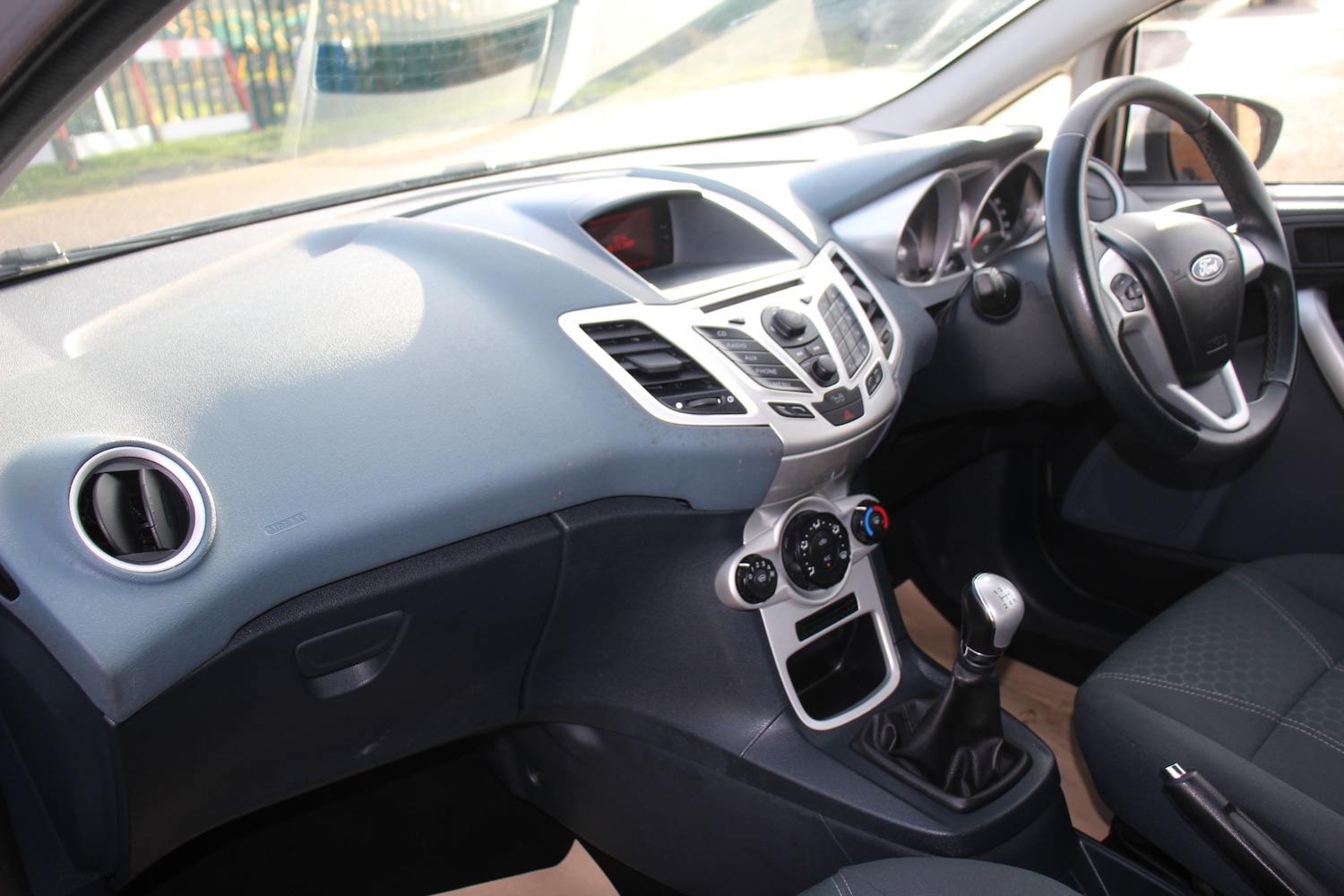 Used Ford Fiesta 2010 for sale - 77168783: Photo 28