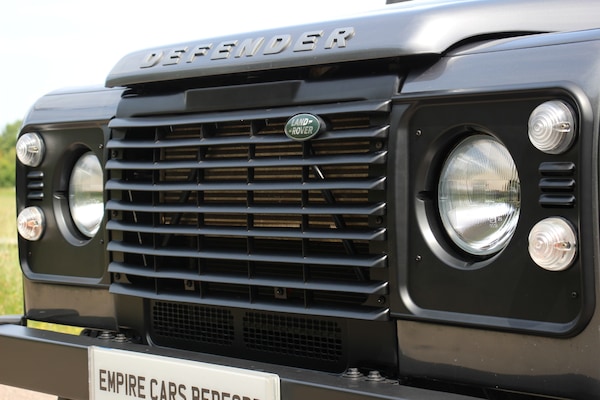 Used Land Rover Defender 2015 for sale - 74694665: Photo 32