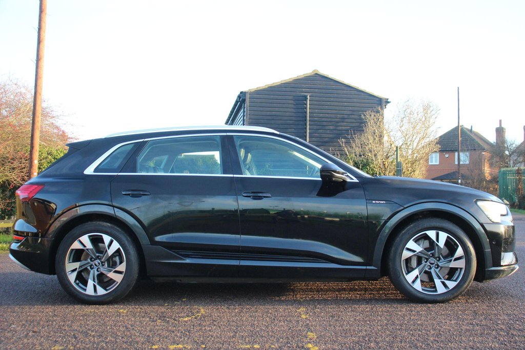 Used Audi e-tron 2021 for sale - 78162033: Photo 10