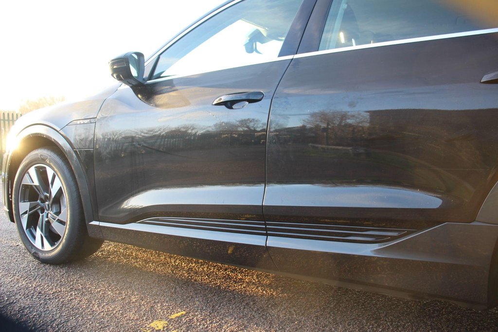 Used Audi e-tron 2021 for sale - 78162033: Photo 16