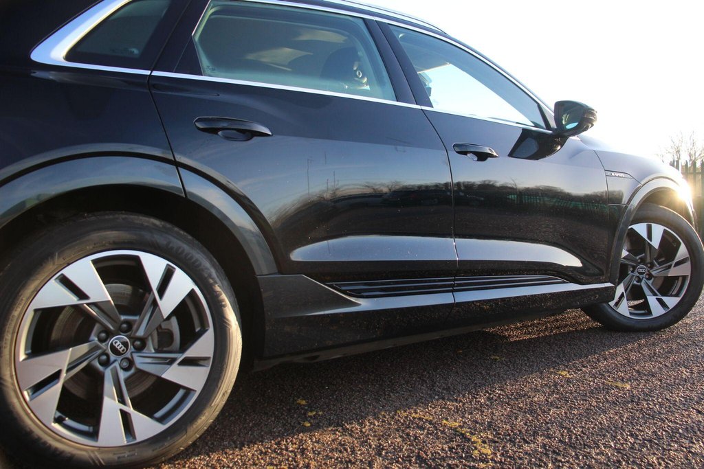 Used Audi e-tron 2021 for sale - 78162033: Photo 19