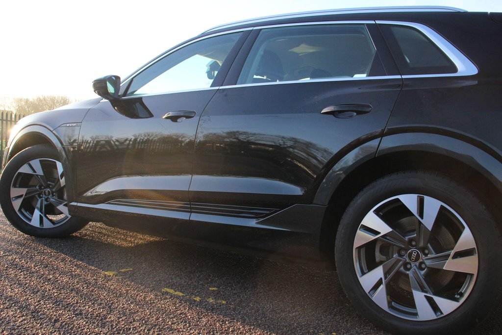 Used Audi e-tron 2021 for sale - 78162033: Photo 20