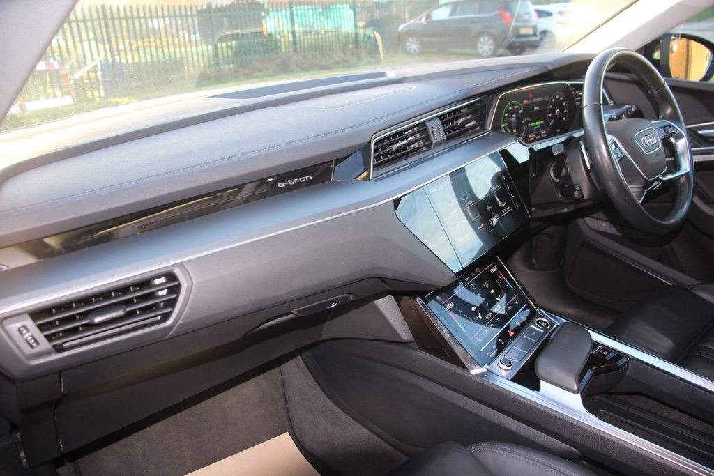 Used Audi e-tron 2021 for sale - 78162033: Photo 29