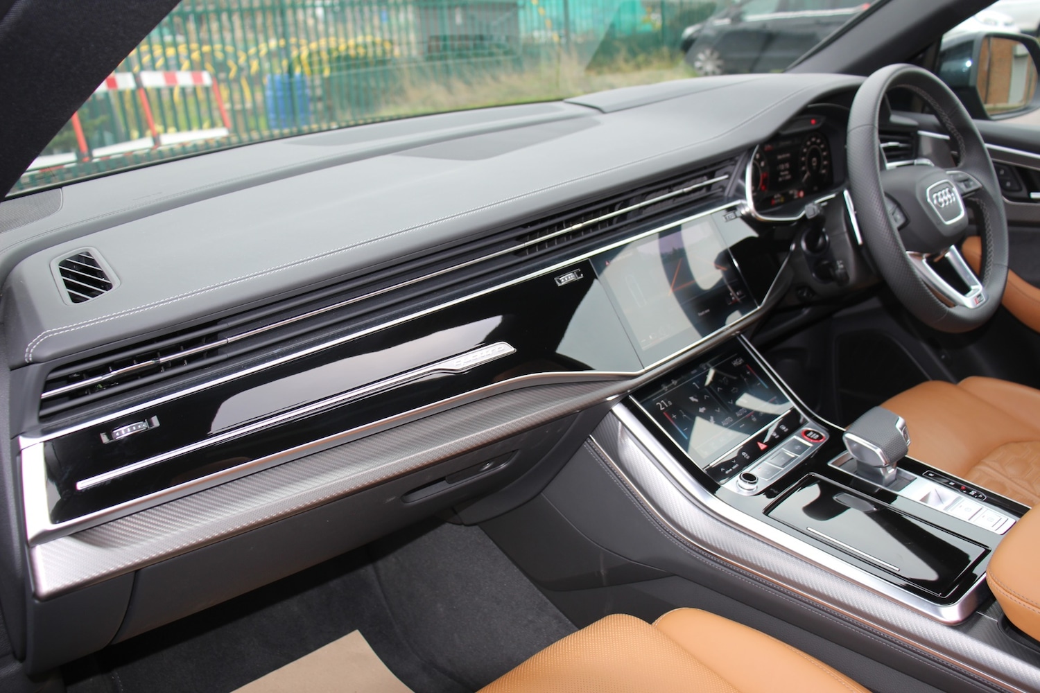 Used Audi RS Q8 2024 for sale - 76682407: Photo 27