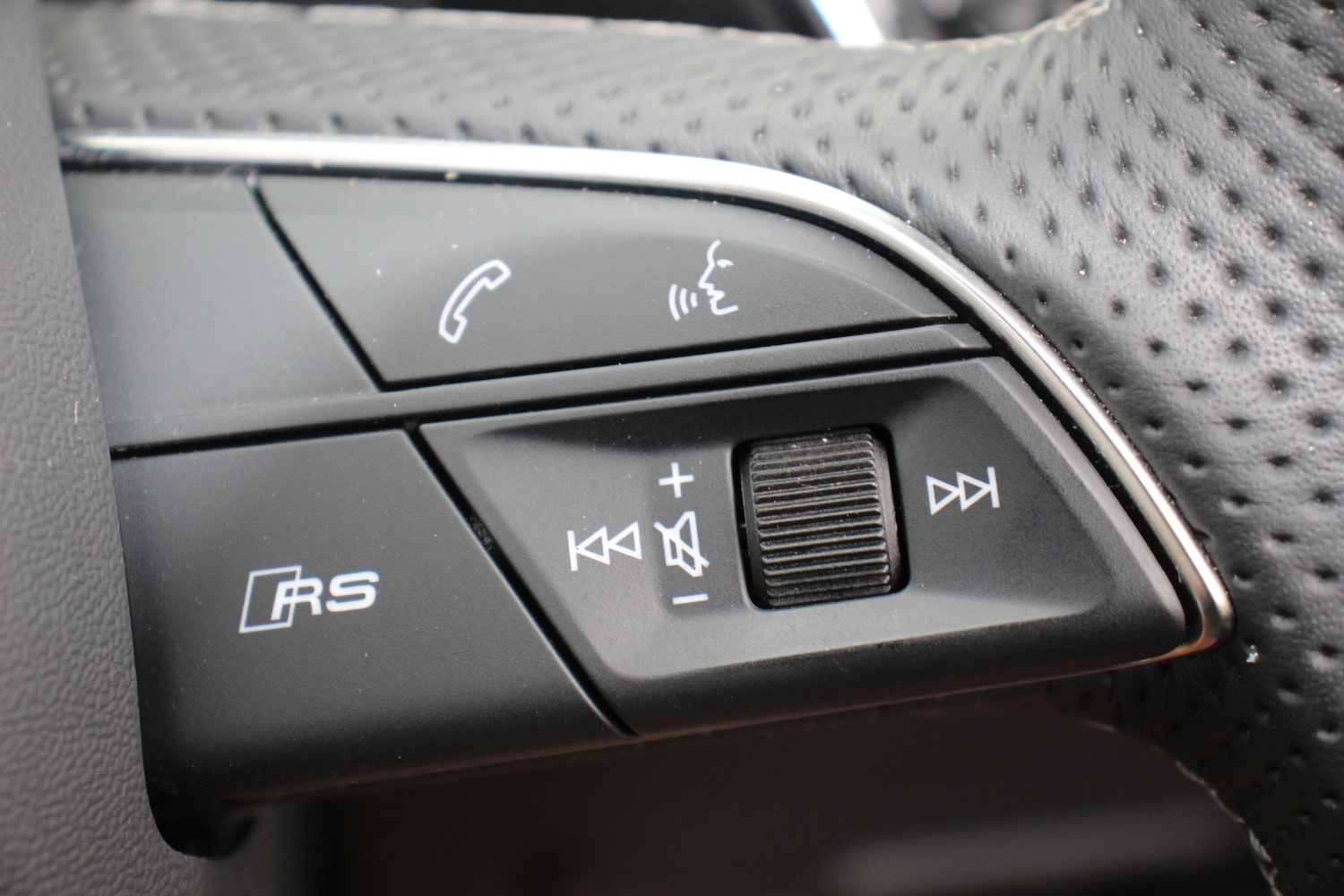 Used Audi RS Q8 2024 for sale - 76682407: Photo 39