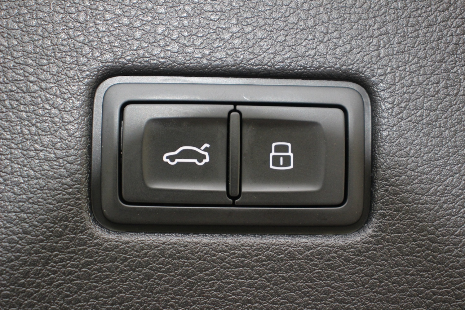 Used Audi RS Q8 2024 for sale - 76682407: Photo 47