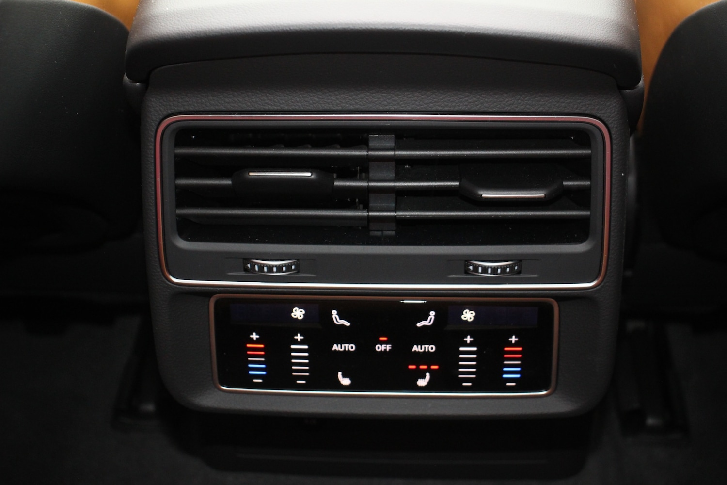 Used Audi RS Q8 2024 for sale - 76682407: Photo 49