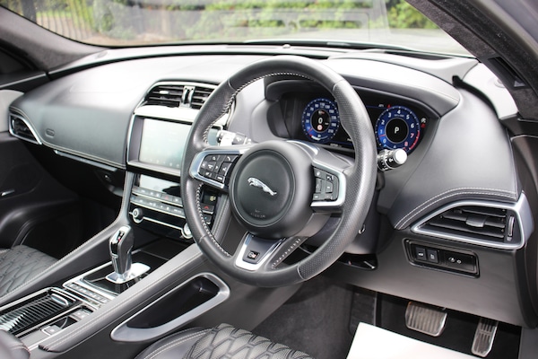 Used Jaguar F-Pace 2019 for sale - 75424654: Photo 32