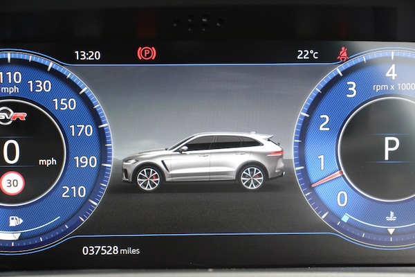 Used Jaguar F-Pace 2019 for sale - 75424654: Photo 43