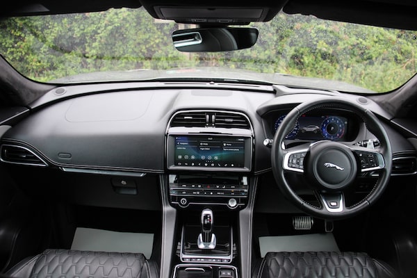 Used Jaguar F-Pace 2019 for sale - 75424654: Photo 48