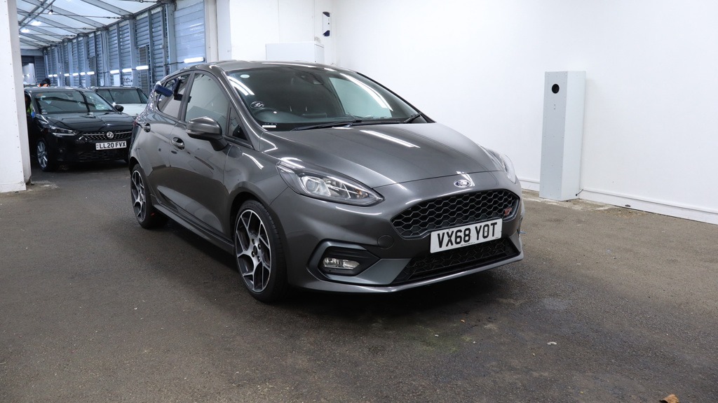 Used Ford Fiesta 2019 for sale - 76602159: Photo 1
