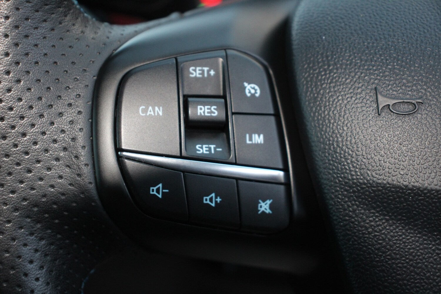 Used Ford Fiesta 2019 for sale - 76602159: Photo 41