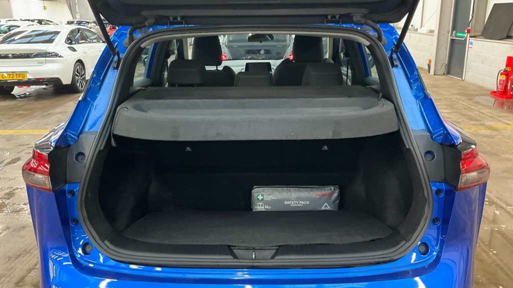 Used Nissan Qashqai 2021 for sale - 77062343: Photo 11