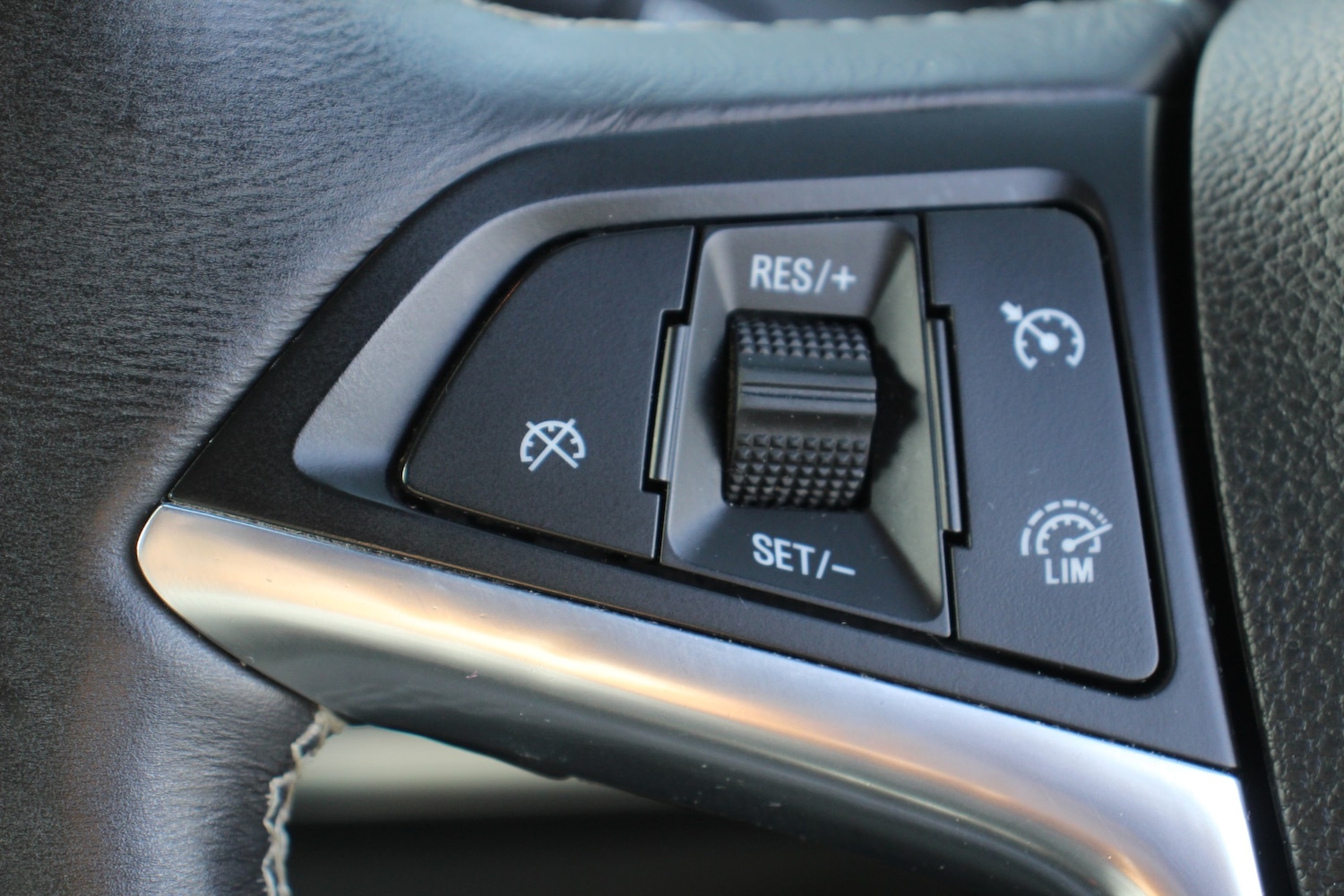 Used Vauxhall Mokka X 2017 for sale - 77220290: Photo 38