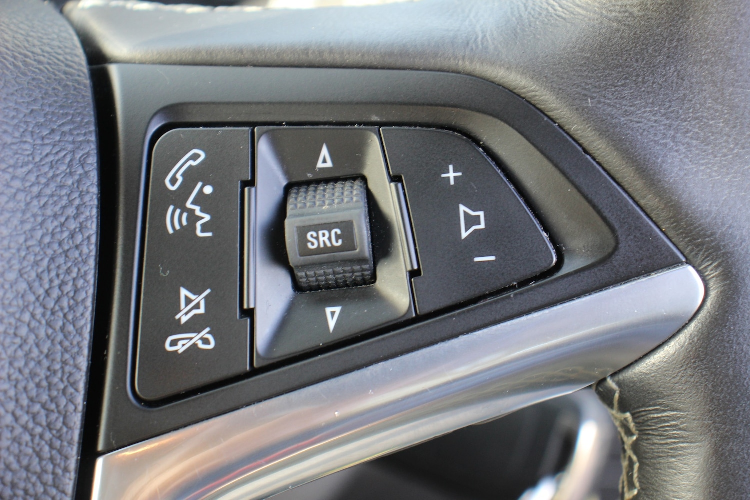 Used Vauxhall Mokka X 2017 for sale - 77220290: Photo 39