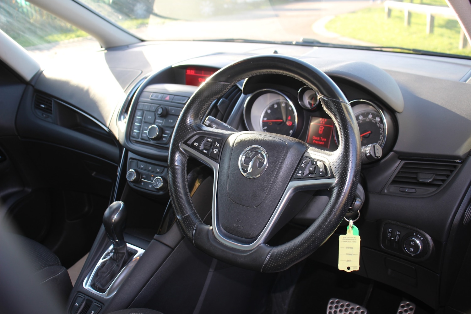 Used Vauxhall Zafira 2016 for sale - 76600021: Photo 24