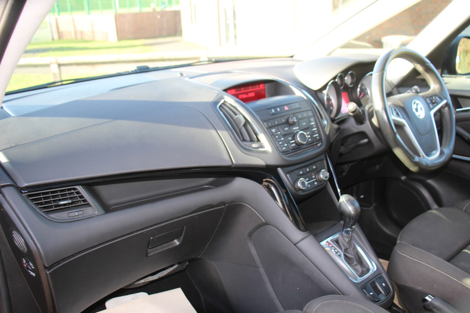 Used Vauxhall Zafira 2016 for sale - 76600021: Photo 27