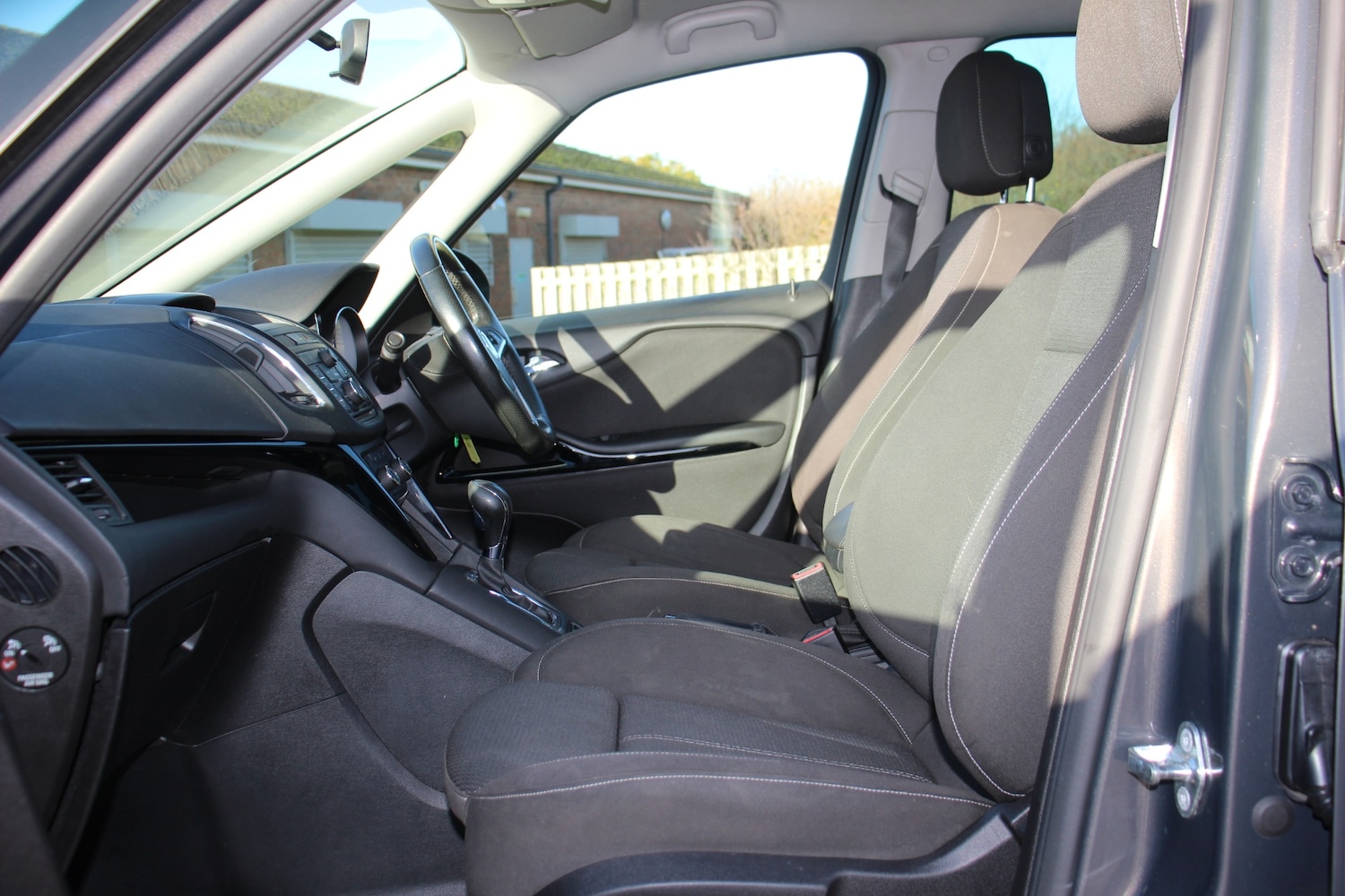 Used Vauxhall Zafira 2016 for sale - 76600021: Photo 28