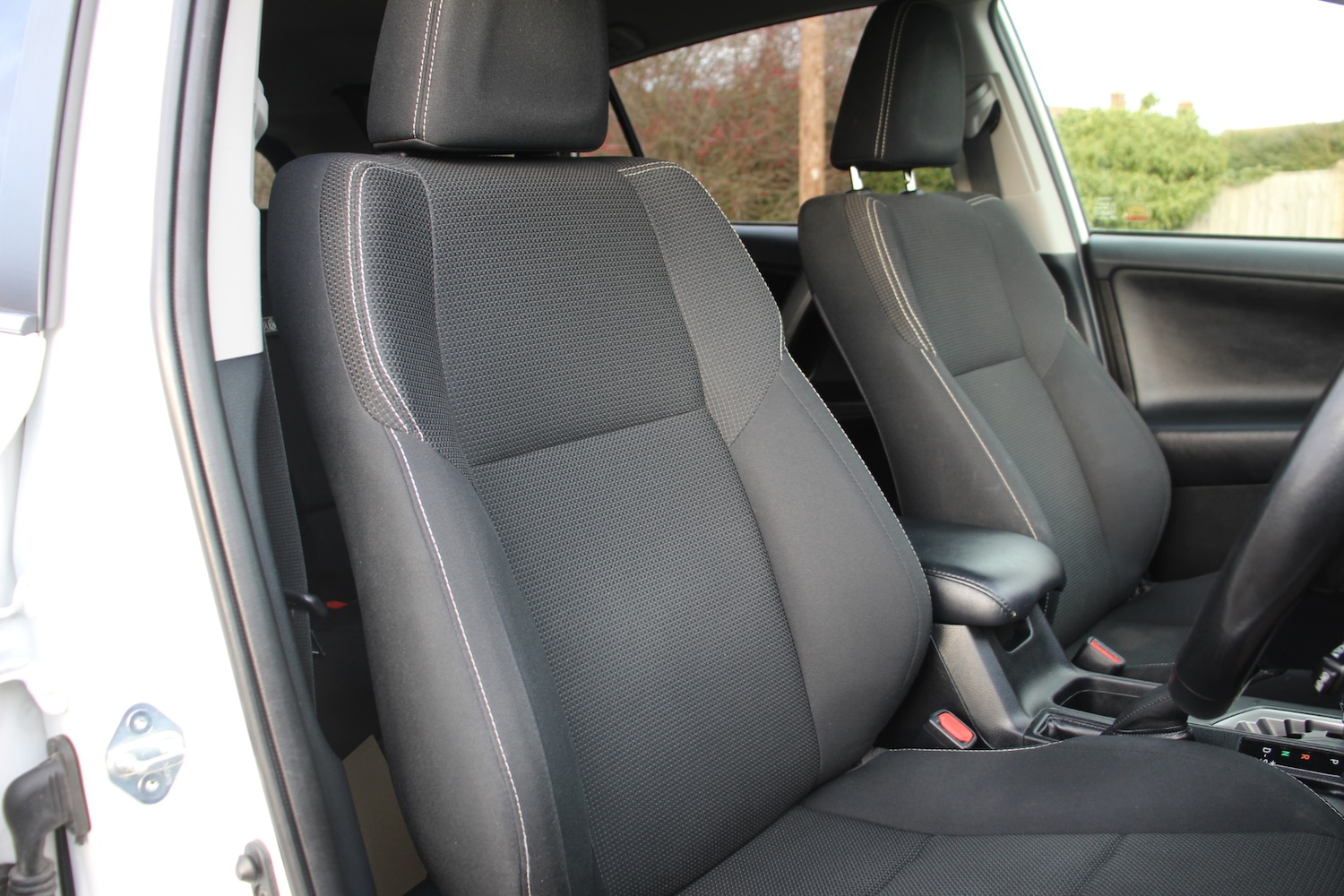 Used Toyota RAV4 2018 for sale - 77116306: Photo 27