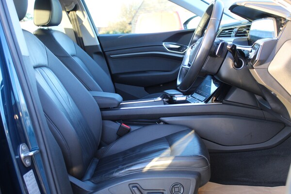 Used Audi e-tron 2021 for sale - 73627650: Photo 11